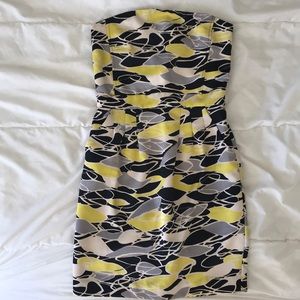Banana Republic super fun strapless dress